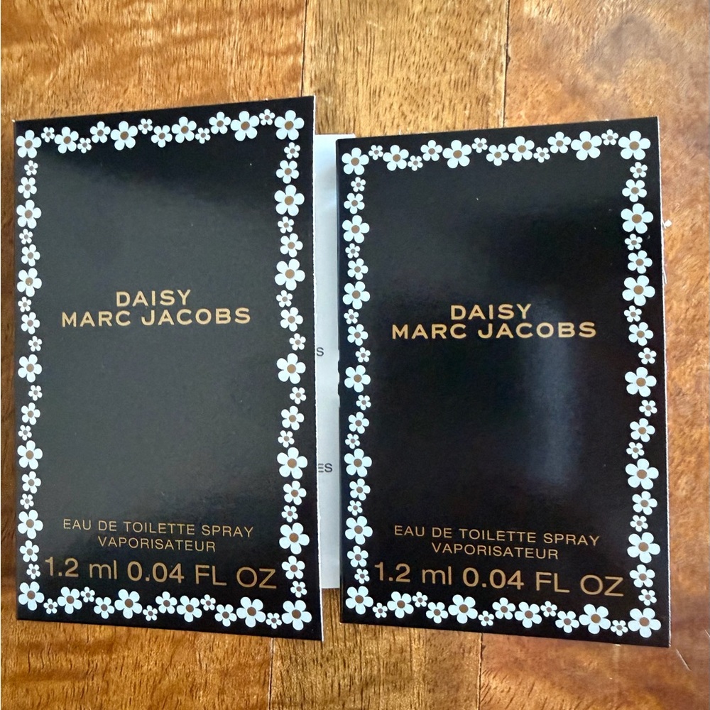 Marc Jacobs Daisy Eau de Toilette – Sample Set (2 pcs)